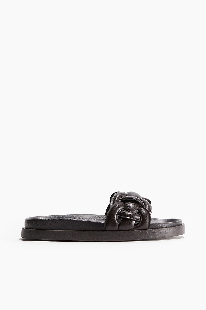 Intertwined-strap Sandals