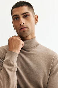 Chandail à col roulé classique