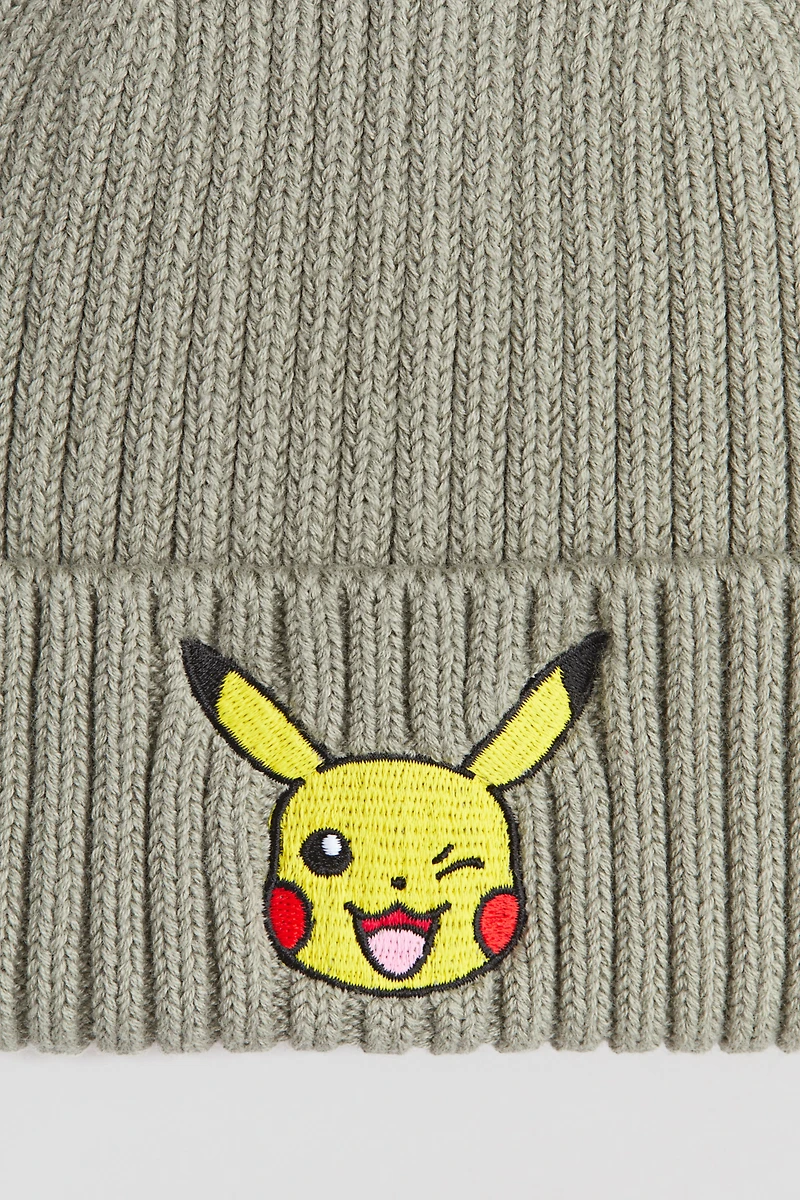 Bonnet avec application