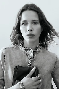 Chemise à volants en denim