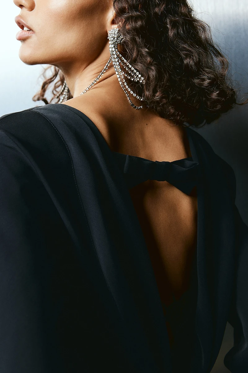 Longues boucles d'oreilles à strass