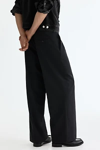 Loose-Fit Tailored Pants