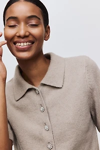 Short-sleeved collared cardigan