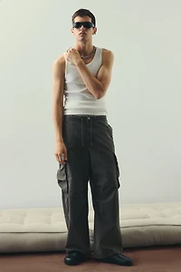 Loose-Fit Washed Cargo Pants