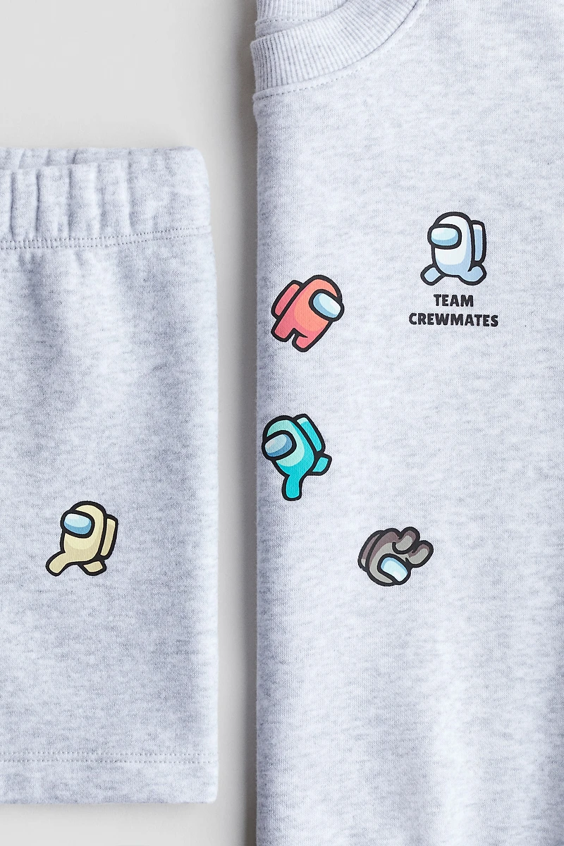 2-Piece Sweatshirt and Shorts Set