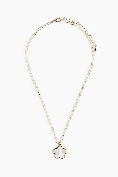 Flower-Pendant Necklace