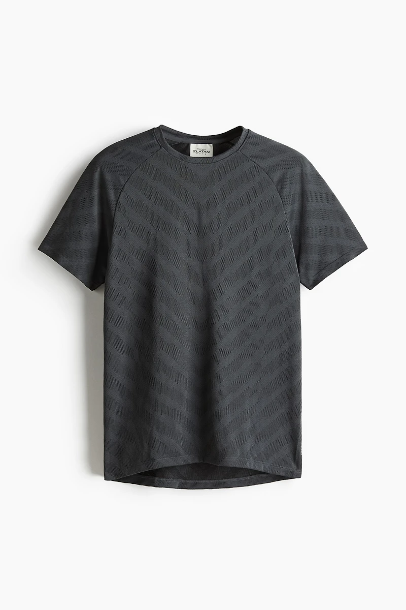 T-shirt de sport coupe classique avec DryMove™