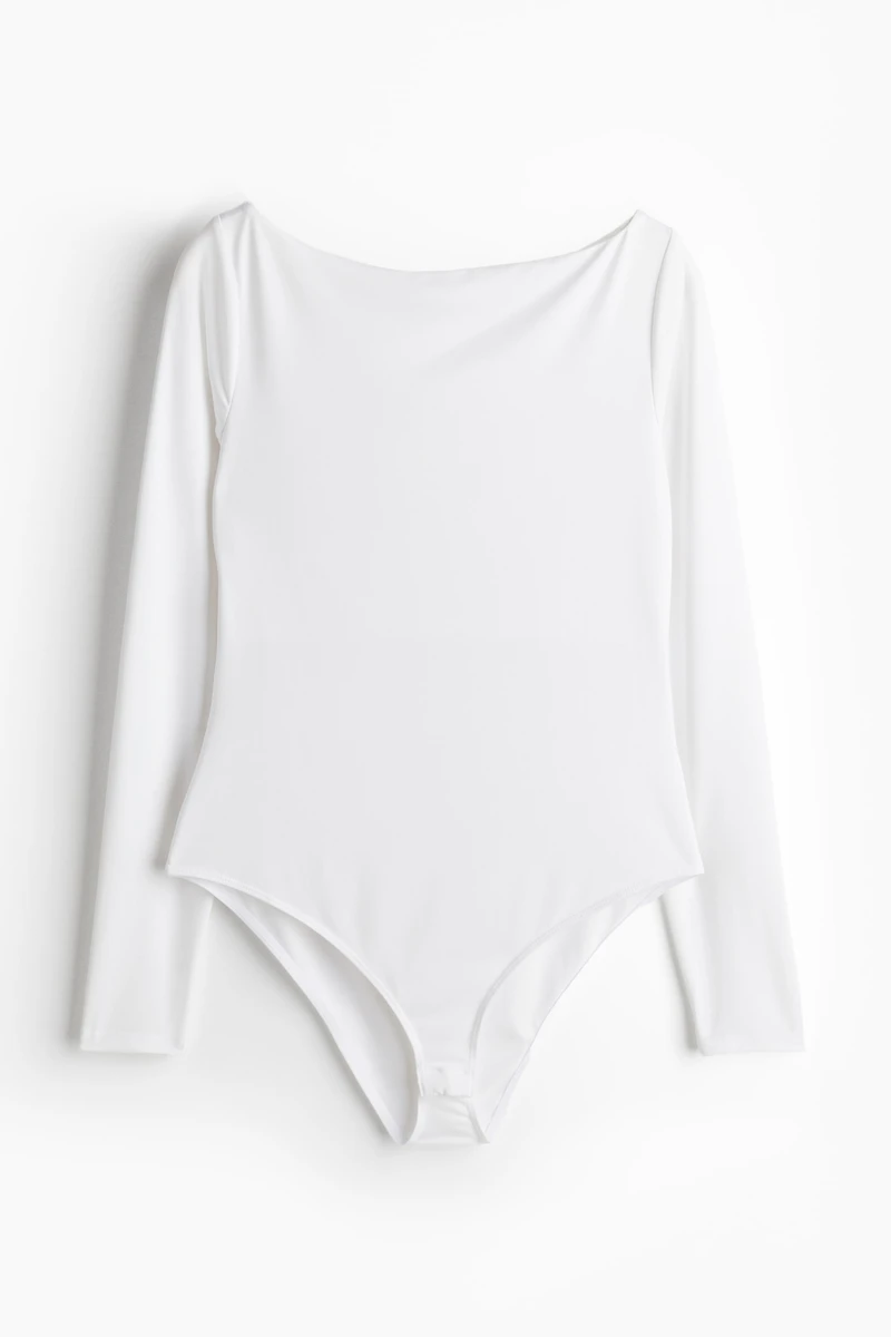 Maillot à encolure bateau