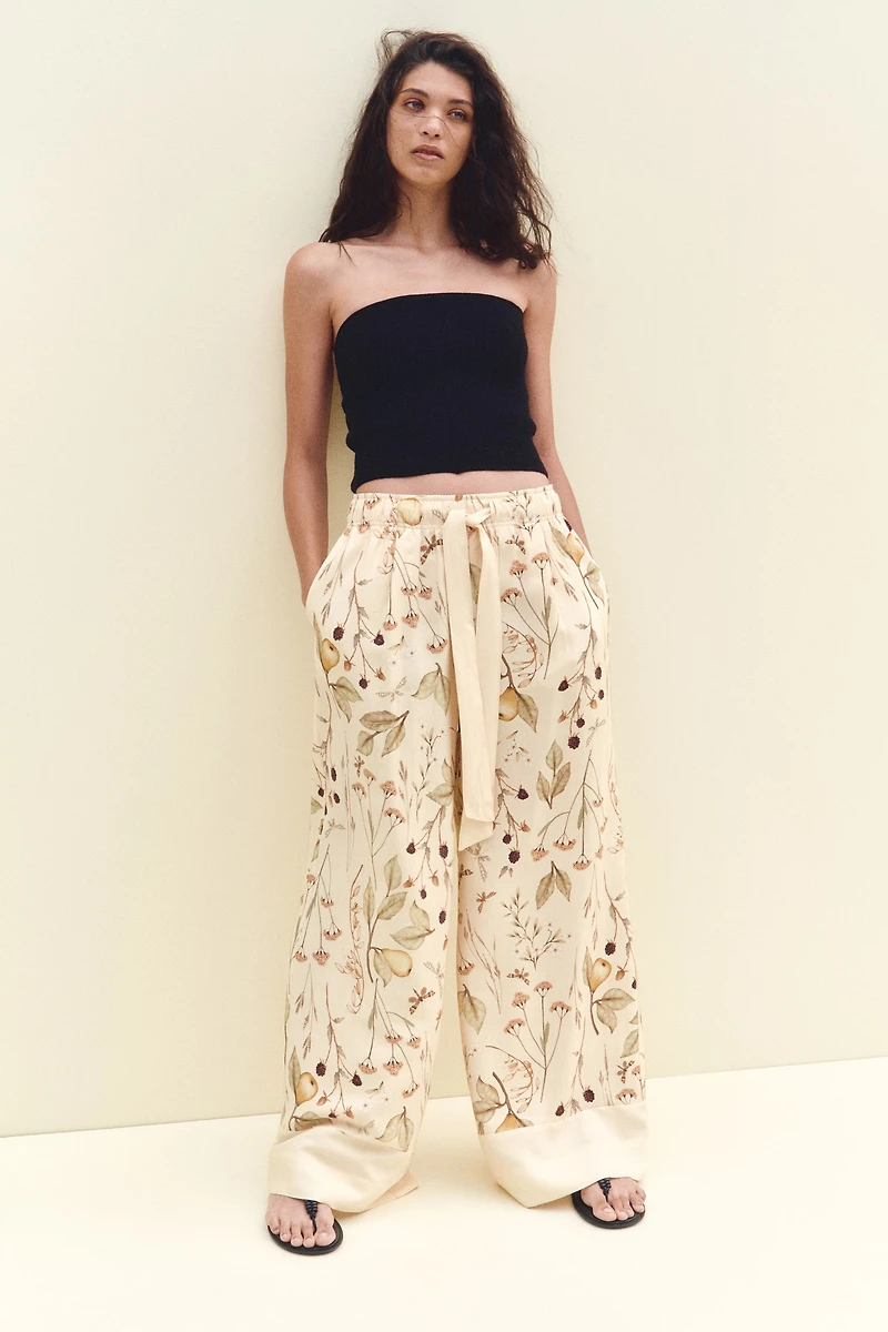 Wide-Leg Pants with Tie Belt