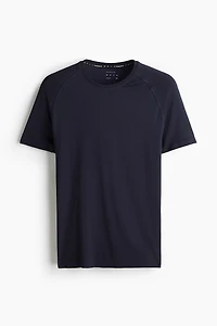 Muscle Fit Sports T-Shirt with DryMove™