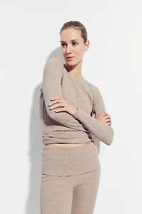 MAMA Ribbed Top