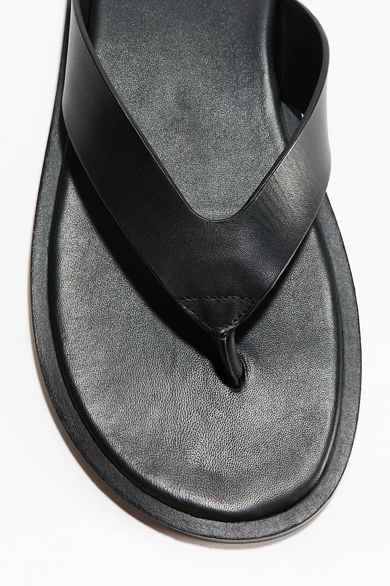 Tongs en cuir