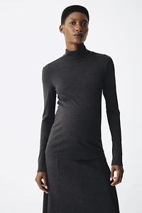MAMA Turtleneck Top