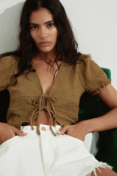 Crinkled Tie-Front Top