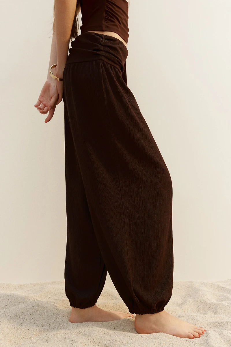 Crinkled Balloon-Leg Pants