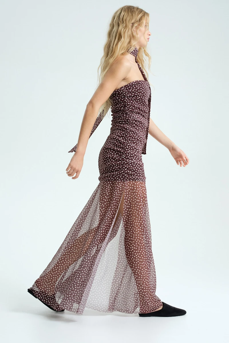 Robe en filet à effet drapé