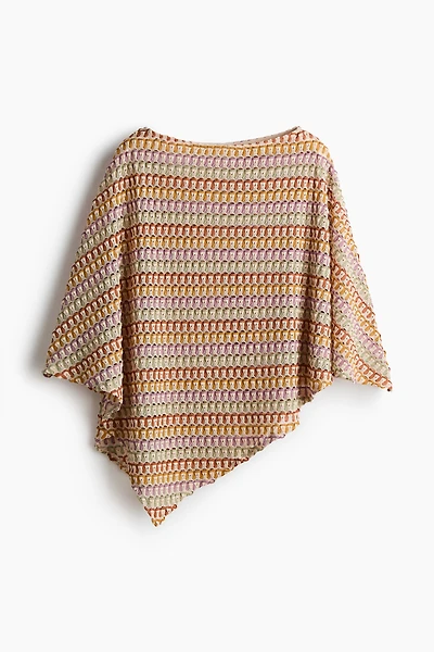 Haut cape d'aspect crocheté