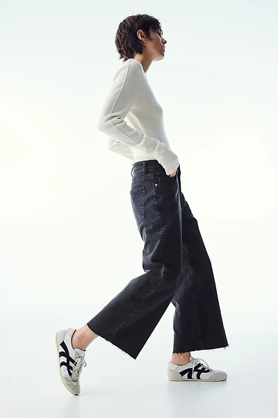 High Rise Wide-cut Jeans