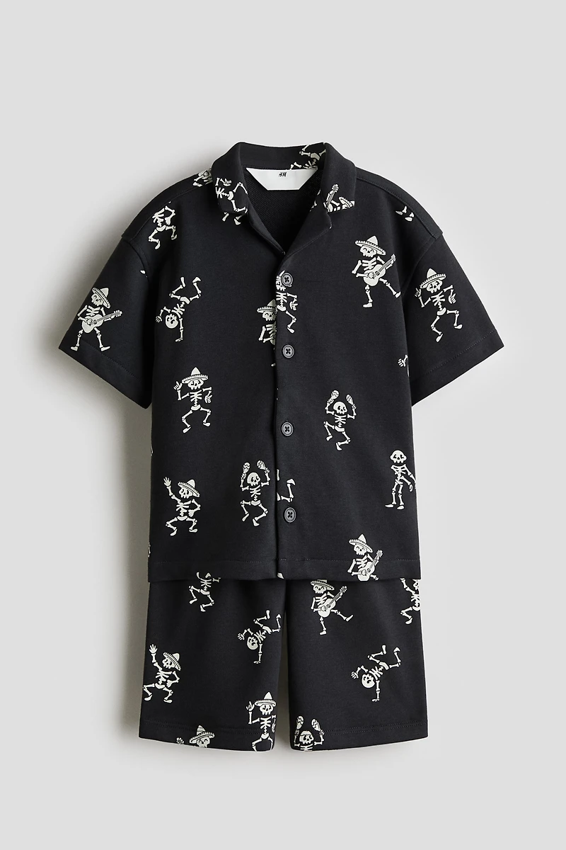 2-Piece Sweatshirt and Sweatshorts Set