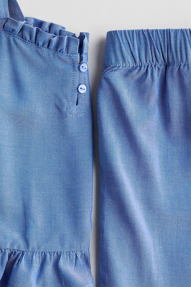 2-Piece Ruffle-Trimmed Seersucker Set