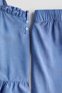 2-Piece Ruffle-Trimmed Seersucker Set