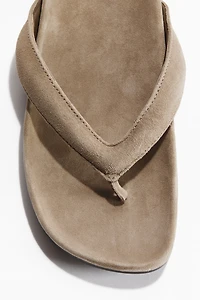 Tongs en cuir