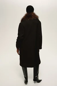 Manteau à fermeture croisée