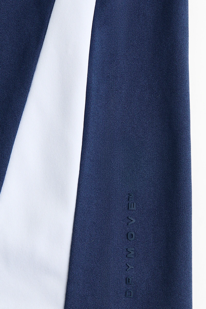 Sports Shirt with DryMove™