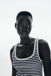 Robe maxi sans manches