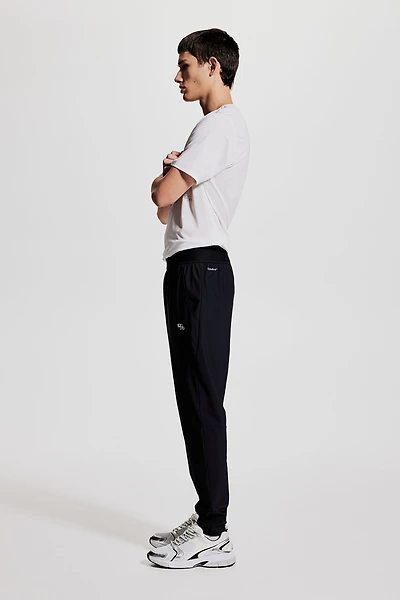 Pantalon de sport près du corps DryMove™