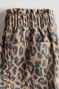 Wide-Leg Loose-Fit Jeans