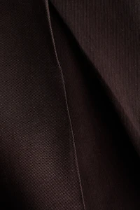 Pantalon en sergé avec détail à nouer