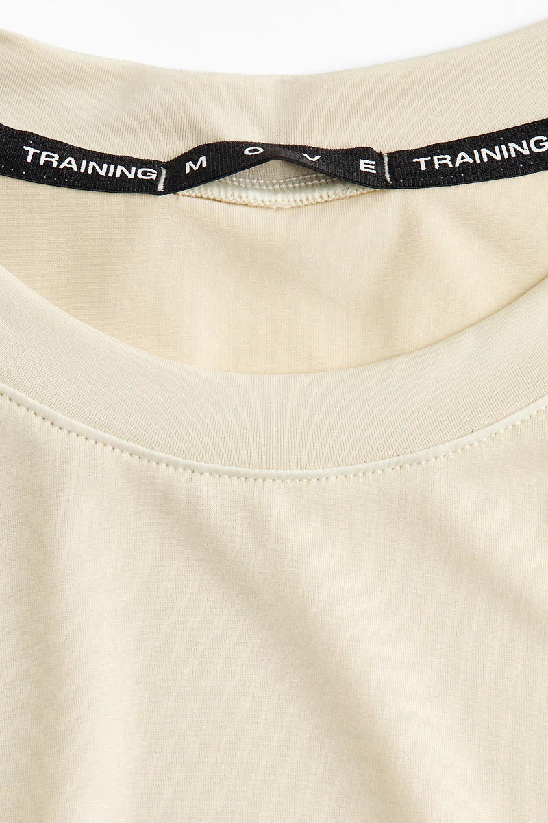 Loose-Fit Boxy Sports T-Shirt with DryMove™