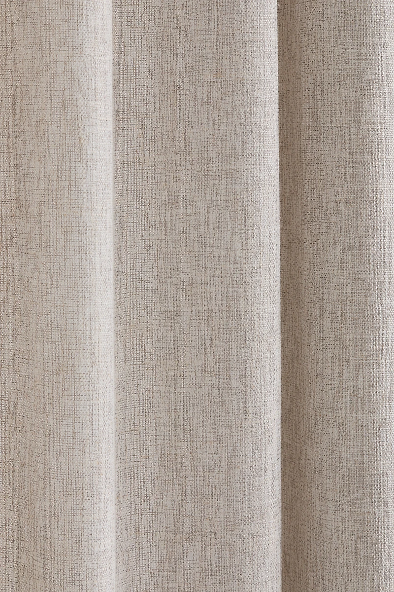 Single-Pack Long and Wide Curtain