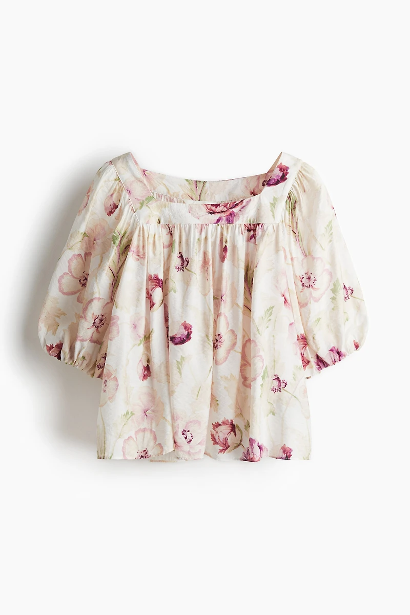 Balloon-Sleeved Blouse