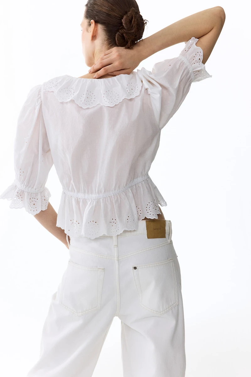 Blouse en coton avec broderie anglaise