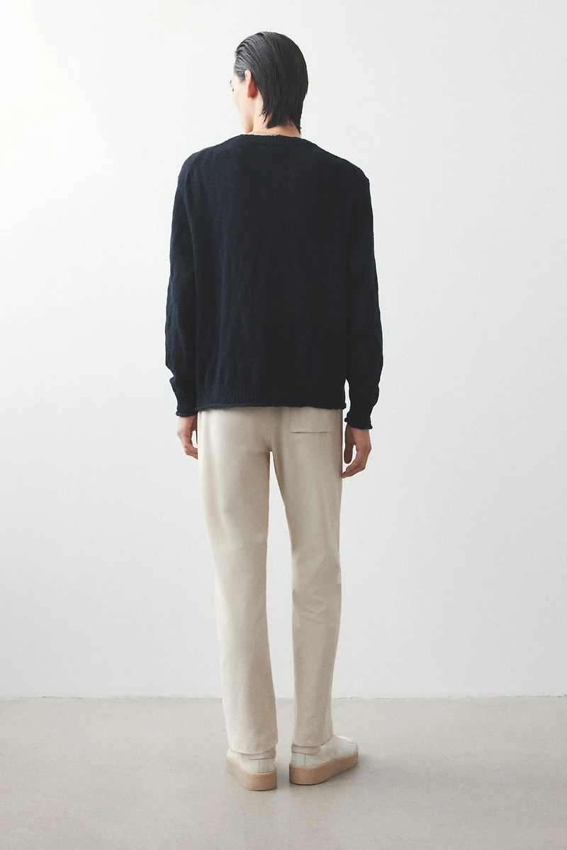 Pantalon coupe classique en sergé