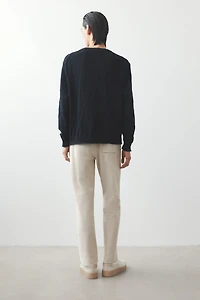 Pantalon coupe classique en sergé