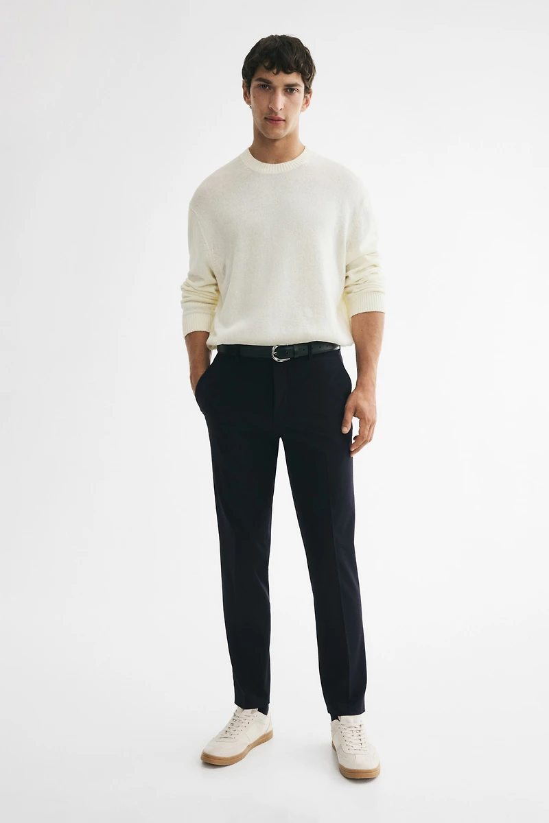 Pantalon habillé près du corps