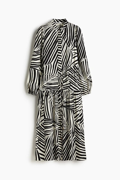 Robe longue à manches bouffantes