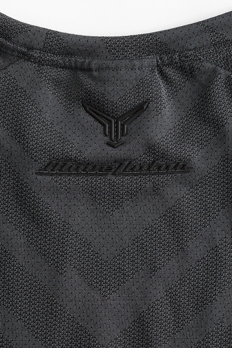 T-shirt de sport coupe classique avec DryMove™