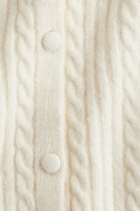 Chandail avec col en dentelle