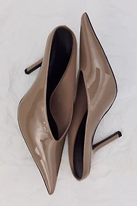 Pointed Heeled Mules