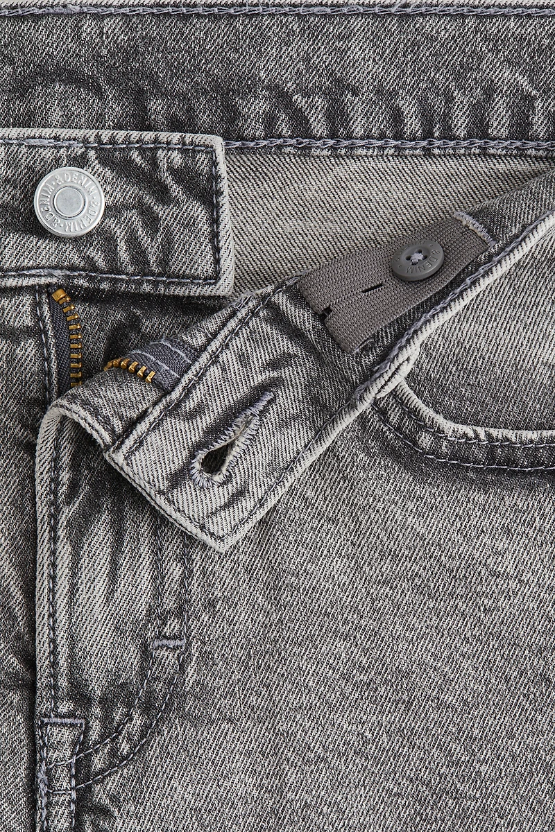 Comfort Slim Fit Jeans