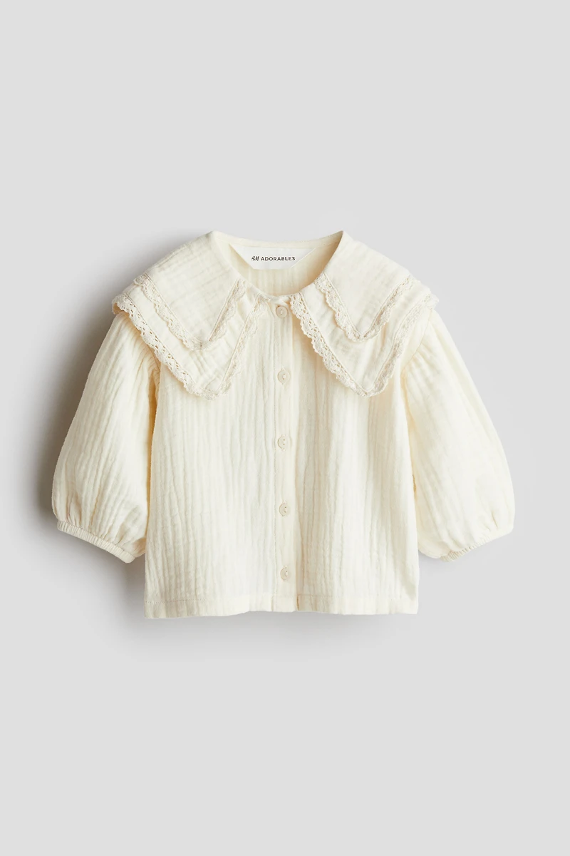 Blouse en mousseline avec dentelle