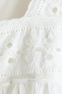 Blouse en coton avec manches bouffantes