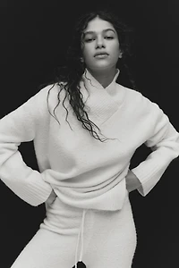 Chandail à encolure en V laine mélangée