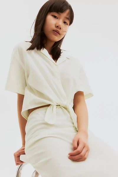 Chemise courte avec détail noué