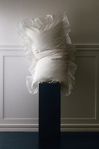 2-Pack Ruffle-Trimmed Pillowcases