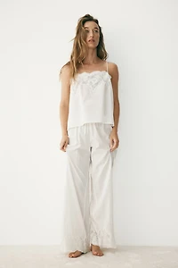 Pyjama en coton avec dentelle